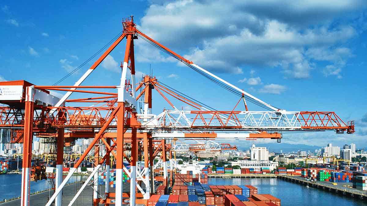 China's Ethylene Output Rises 7.3% in November 2025