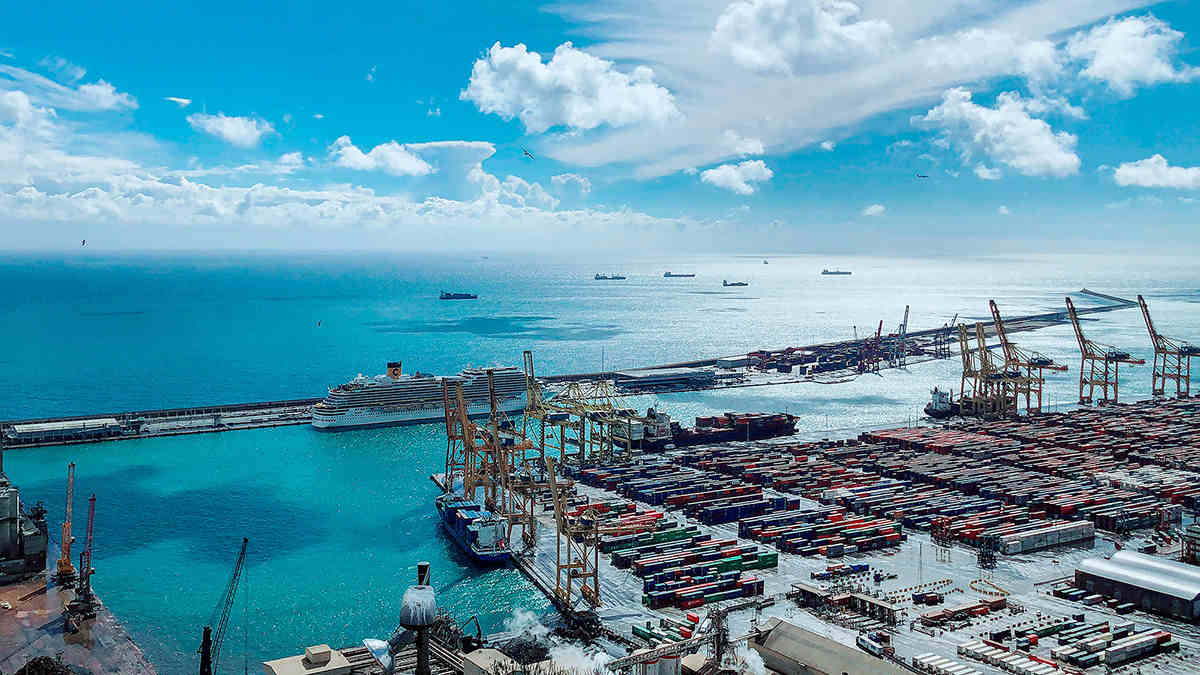 China PVC Powder Imports Drop 43% While Exports Soar in 2026
