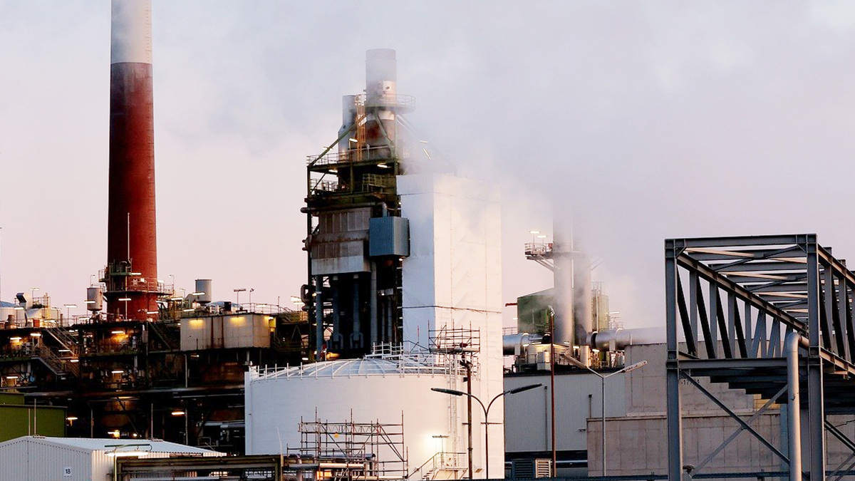 Chemical Manufacturing Surges 7.1% as China Posts Solid October Industrial Gains