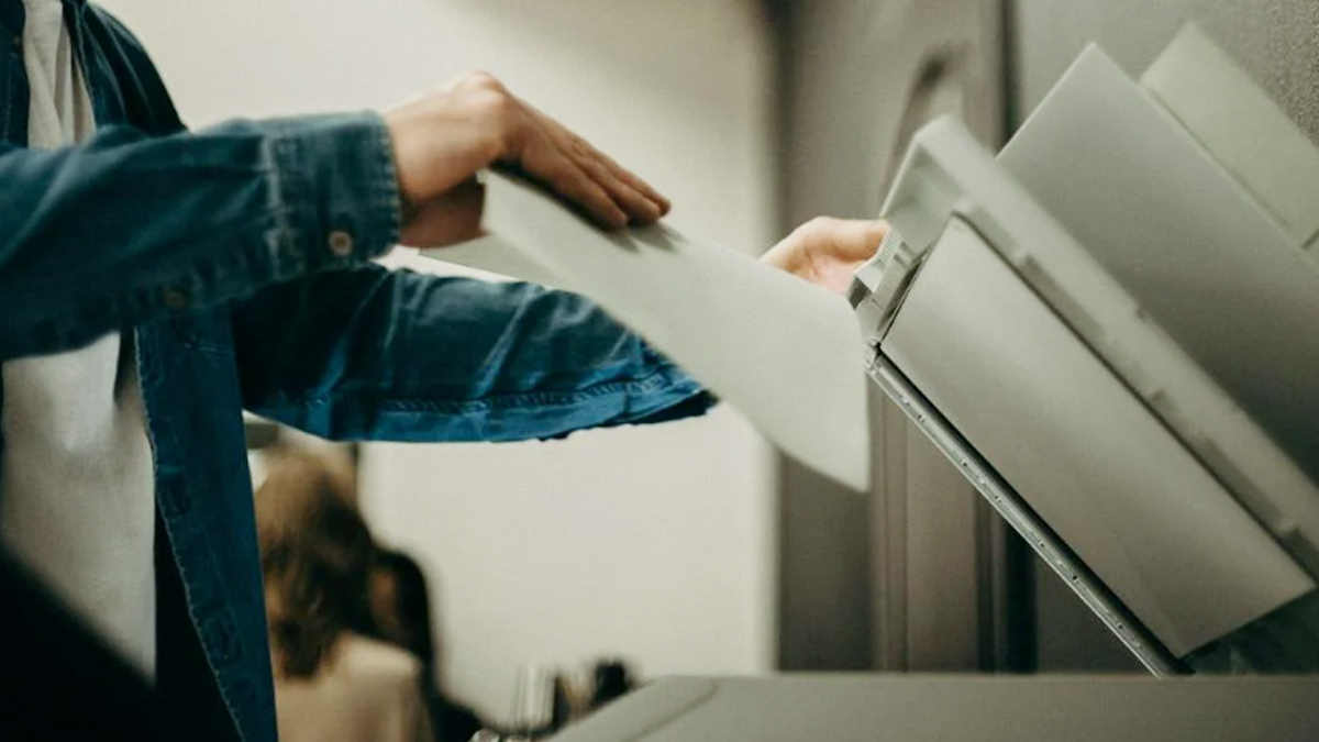 Israel Eases Import Restrictions on Color Photocopiers
