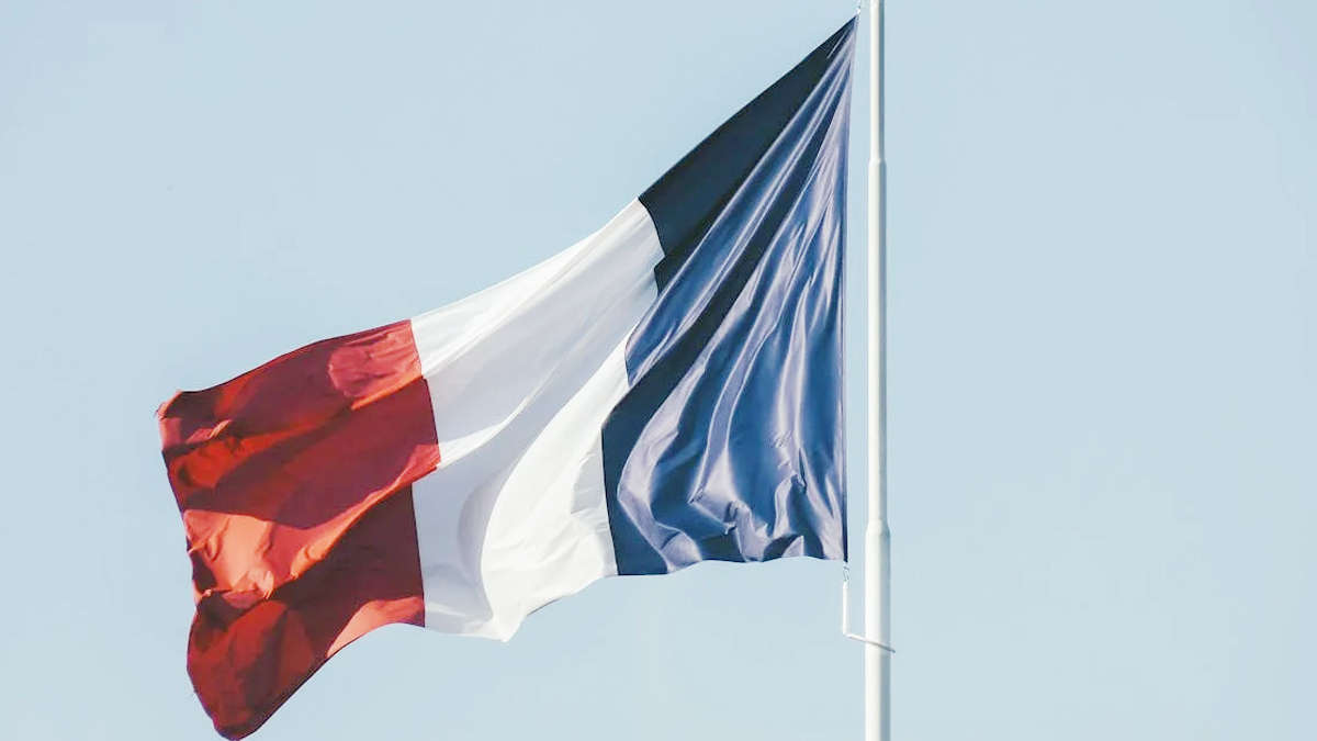 France to Impose Surcharges on Small Parcels from China to Curb Influx of Cheap Goods