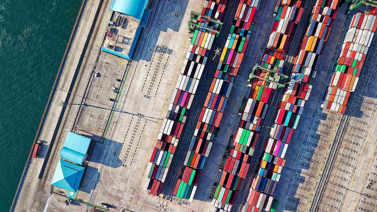 China's Foreign Trade Jumps 18.3% in Jan–Feb 2026