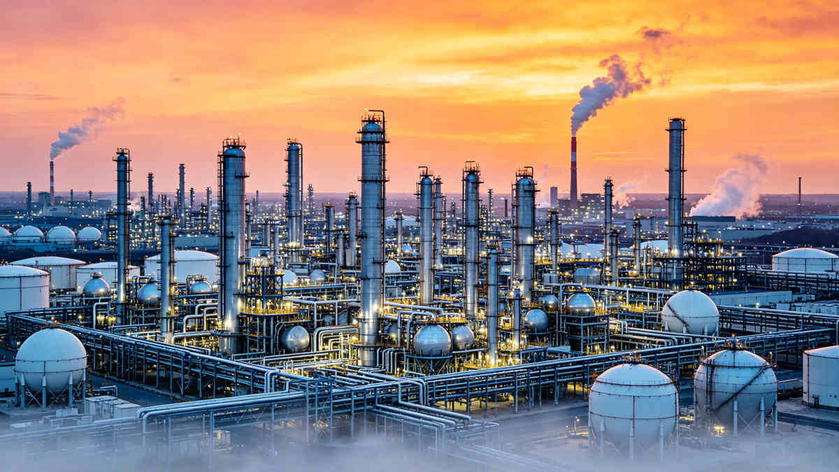 Global Petrochemical Industry Faces Structural Reset, CEOs Warn